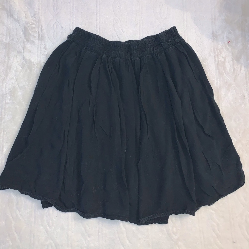 Black skirt